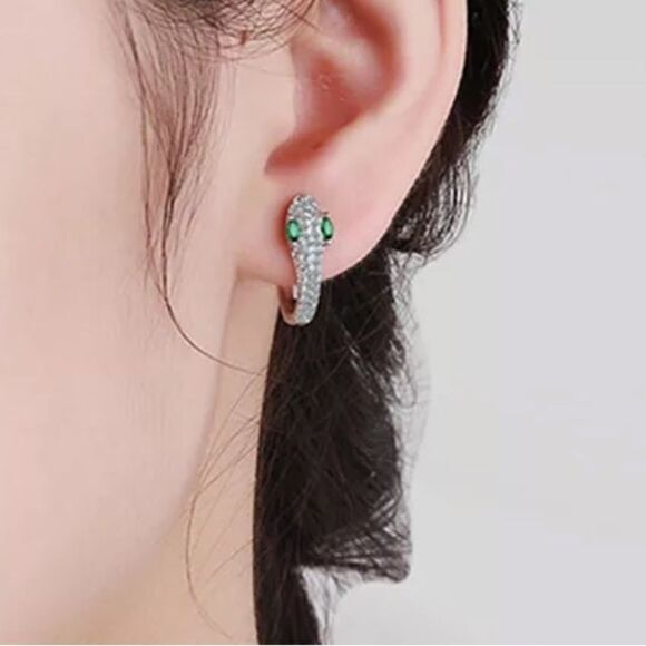 The Serpentine Earring in 925 and cubic zirconia - Picture 5 of 11